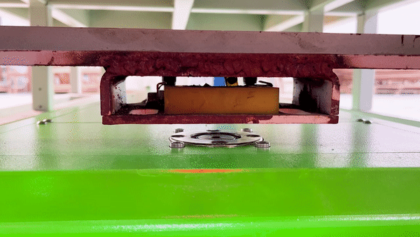 佳順智能AGV/AMR自動挂料車